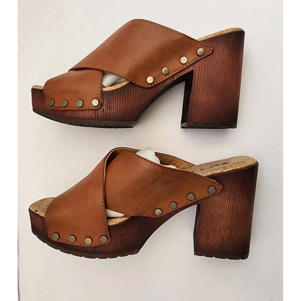 Korks Tan Crossover Studded Platform Clog Sandals Wood Block Heel Retro Boho Sz6